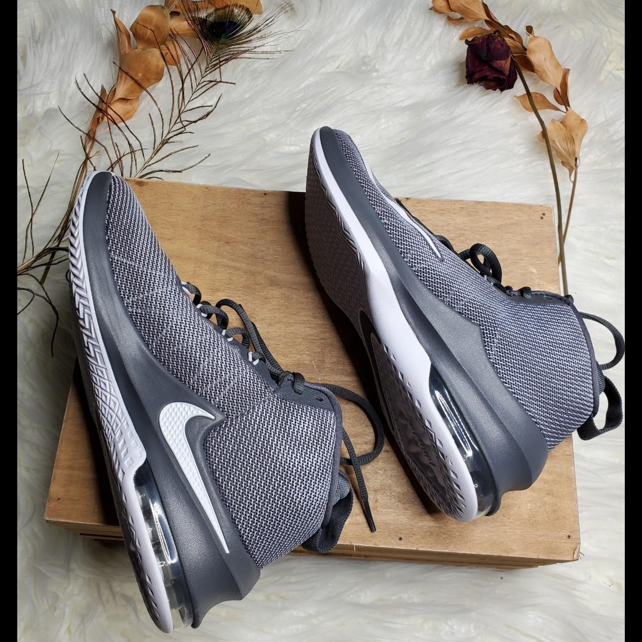 Nike air clearance max infuriate harga