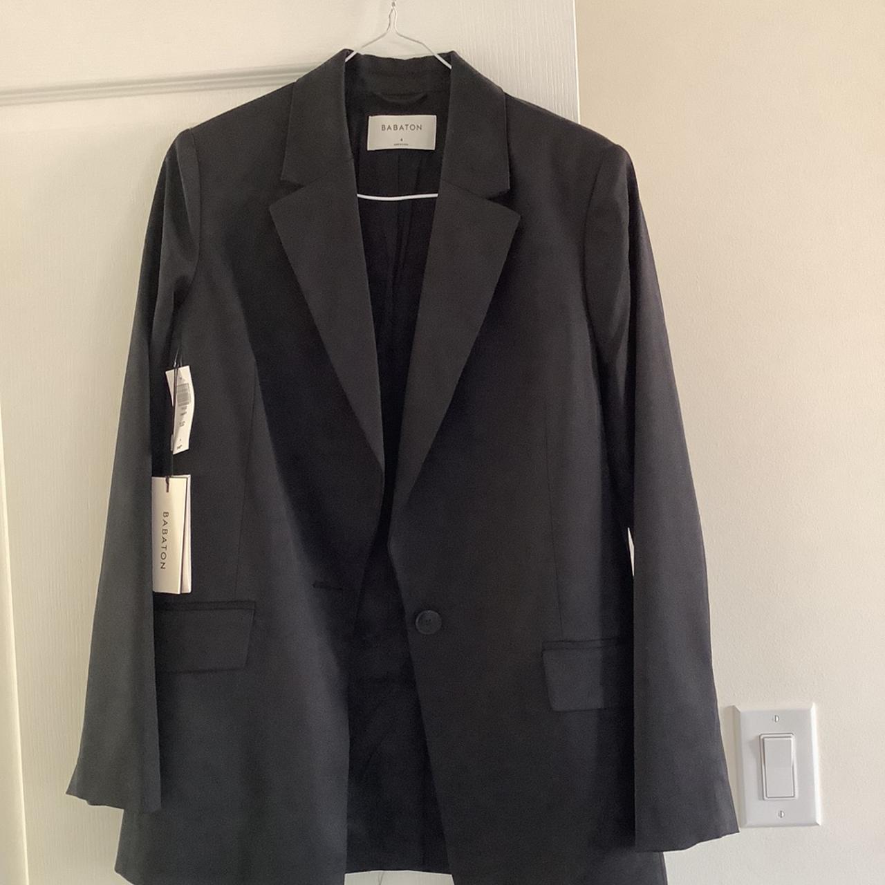 New with tags Aritzia Babaton swift blazer Content: | Depop