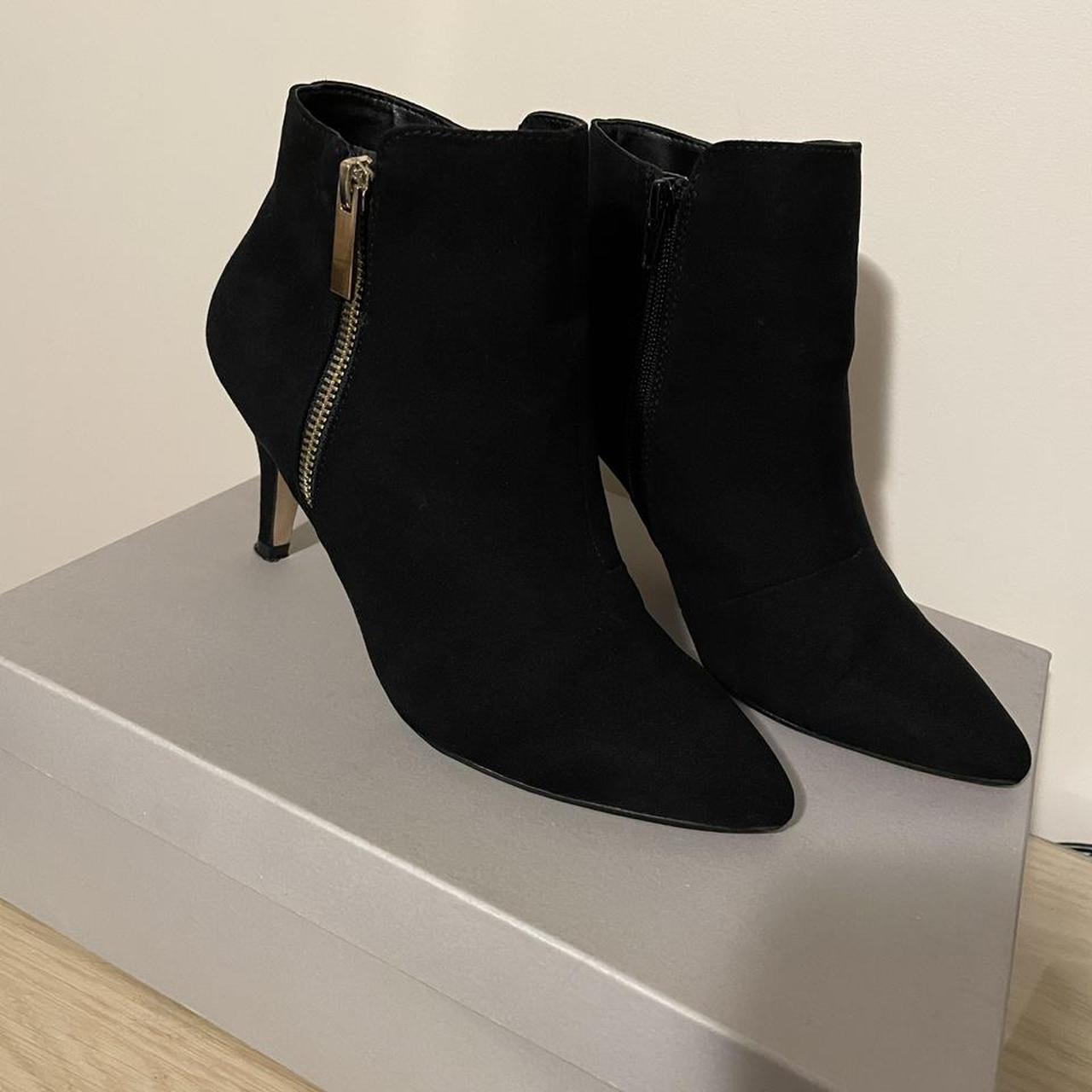 carvela sphinx boots
