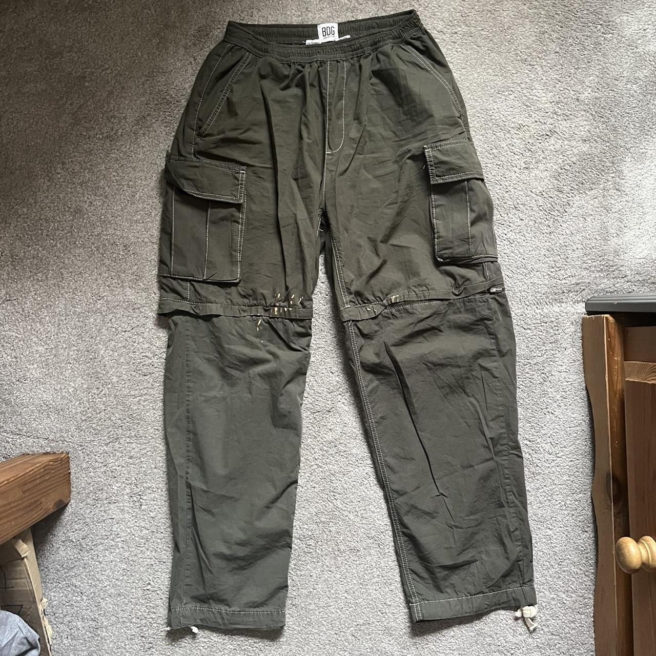 BDG Utility Shorts/ Cargo trousers • Noticeable... - Depop