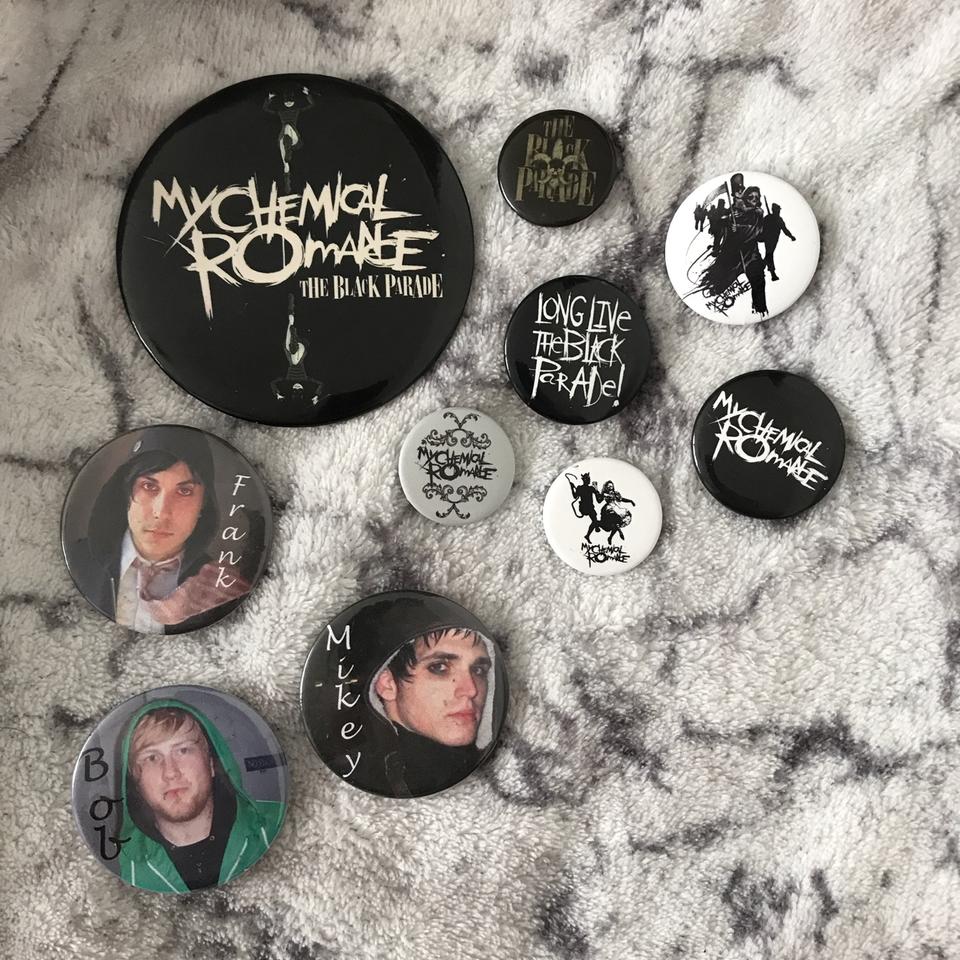 12 MY CHEMICAL ROMANCE Pinbacks Buttons 1 Pins Badges Emo MCR Punk Music  Band 