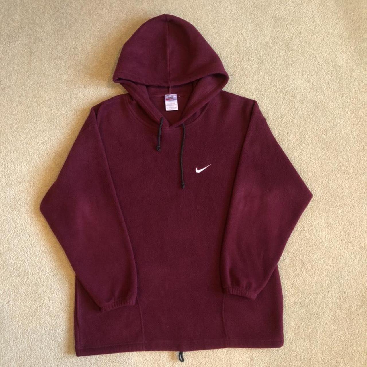 Maroon nike 2024 hoodie mens