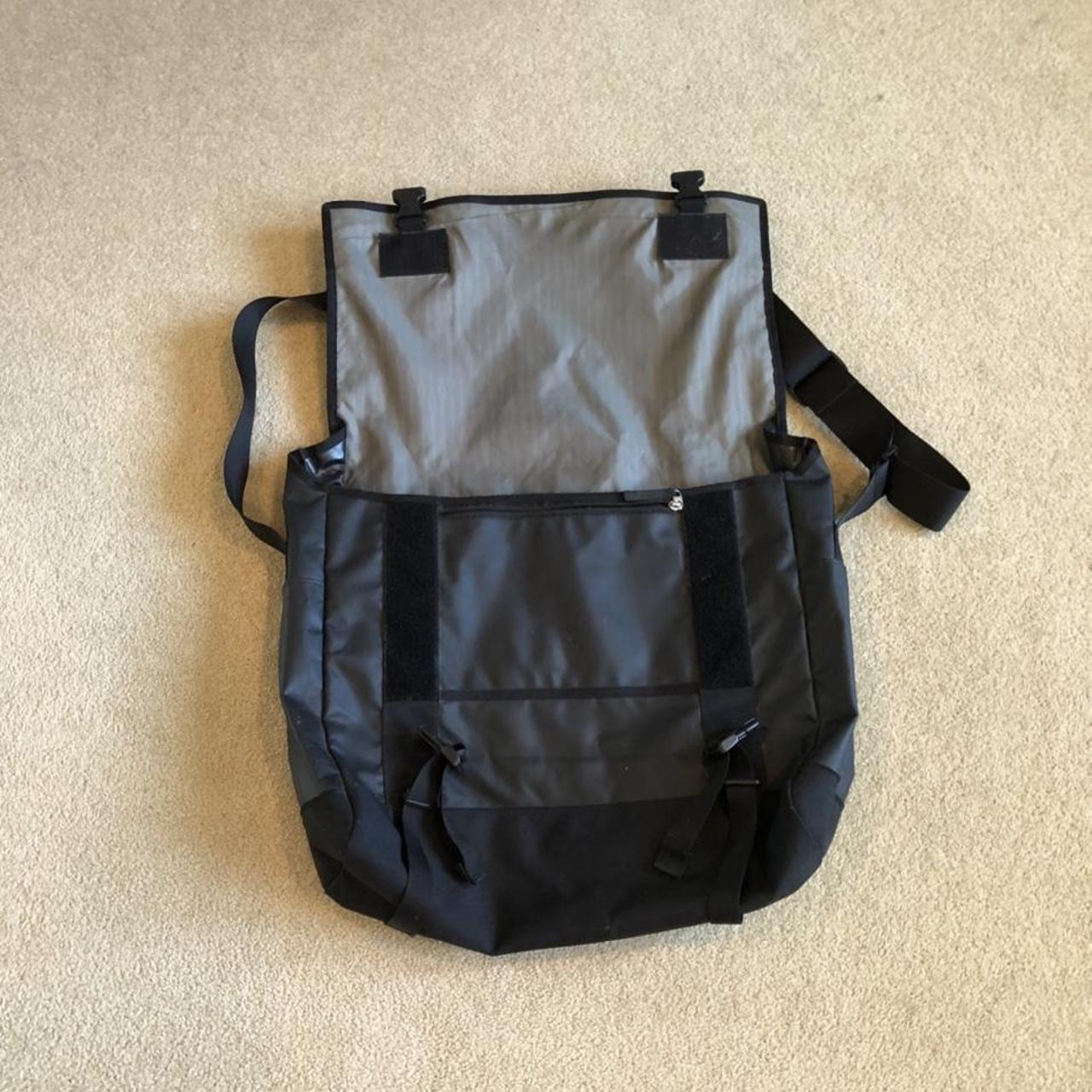 The North Face Messenger Bag. Couple marks... - Depop