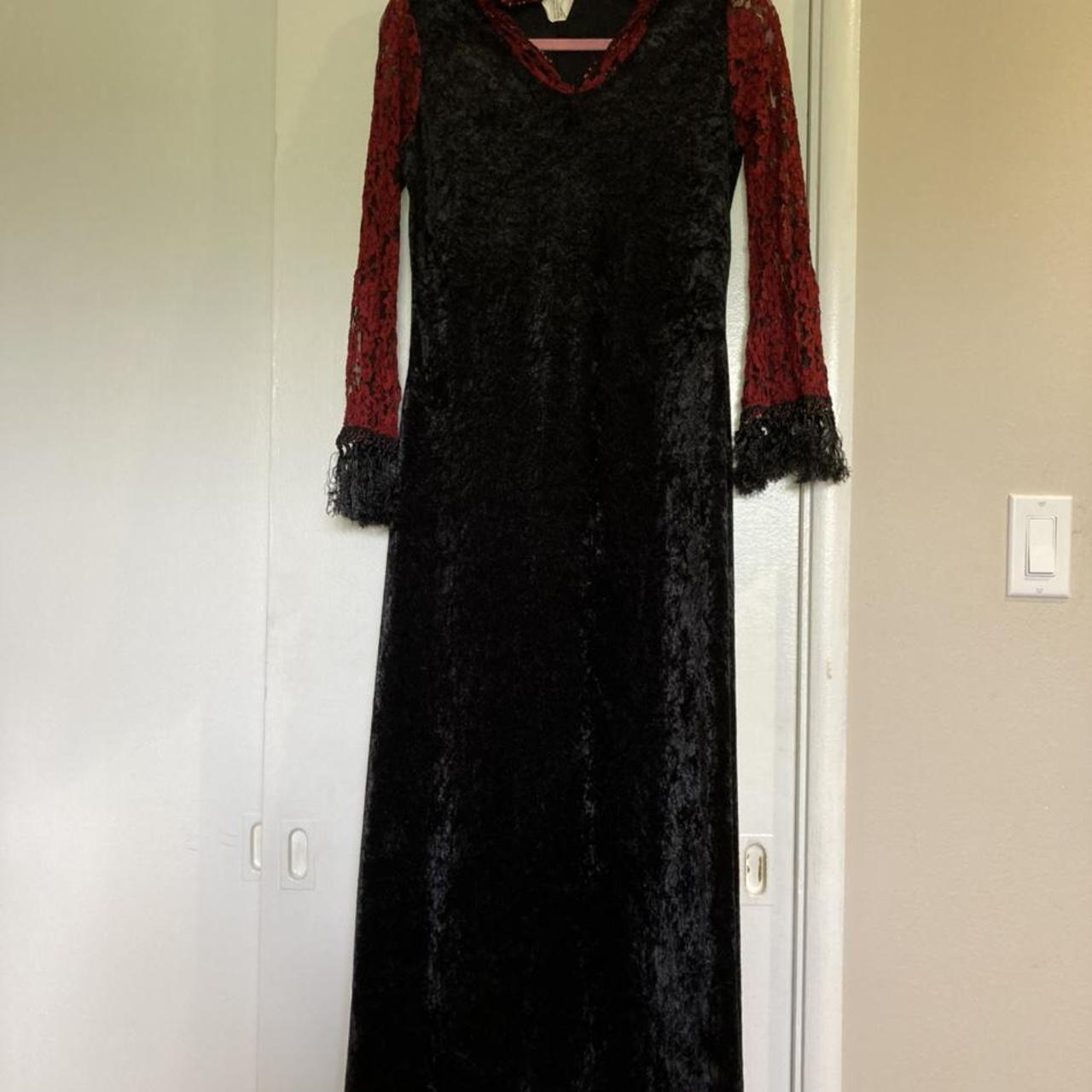 Vampiric velvet and lace dress 🧛‍♀️ Features full... - Depop