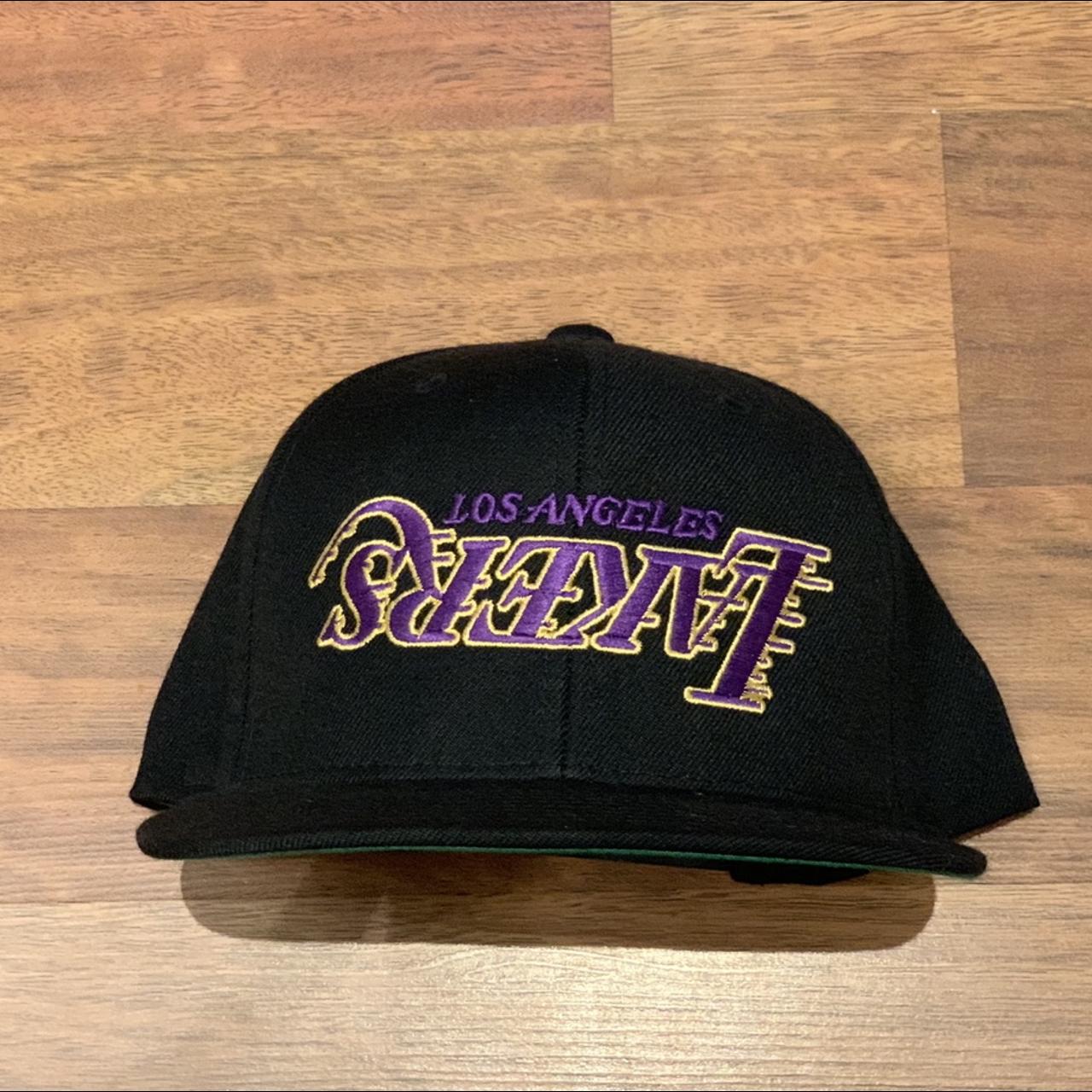 Uniform Studios Los Angeles Lakers snapback hat.... - Depop