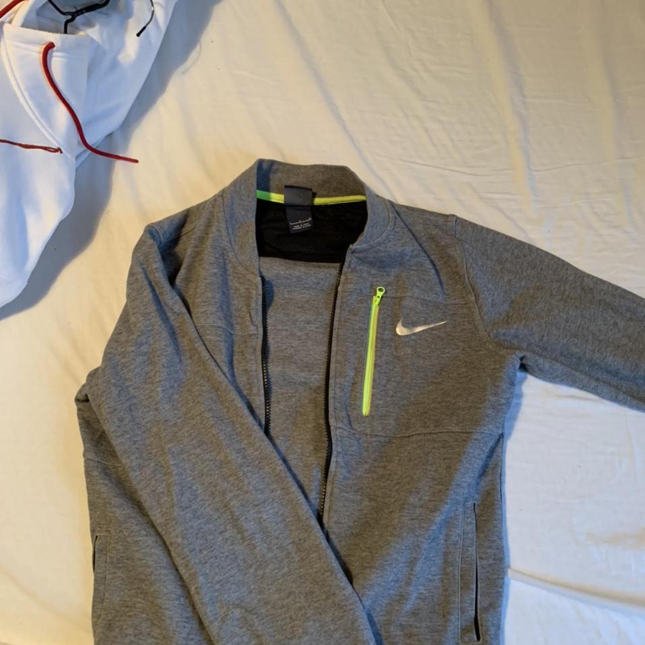 nike jacket hoodless