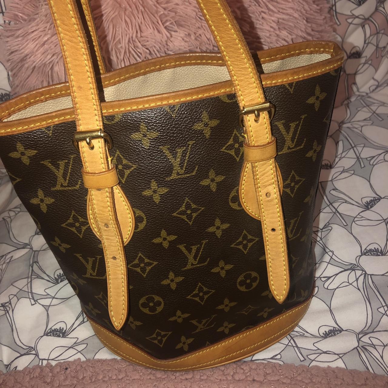 Louis Vuitton bucket bag from the early 2000s with - Depop