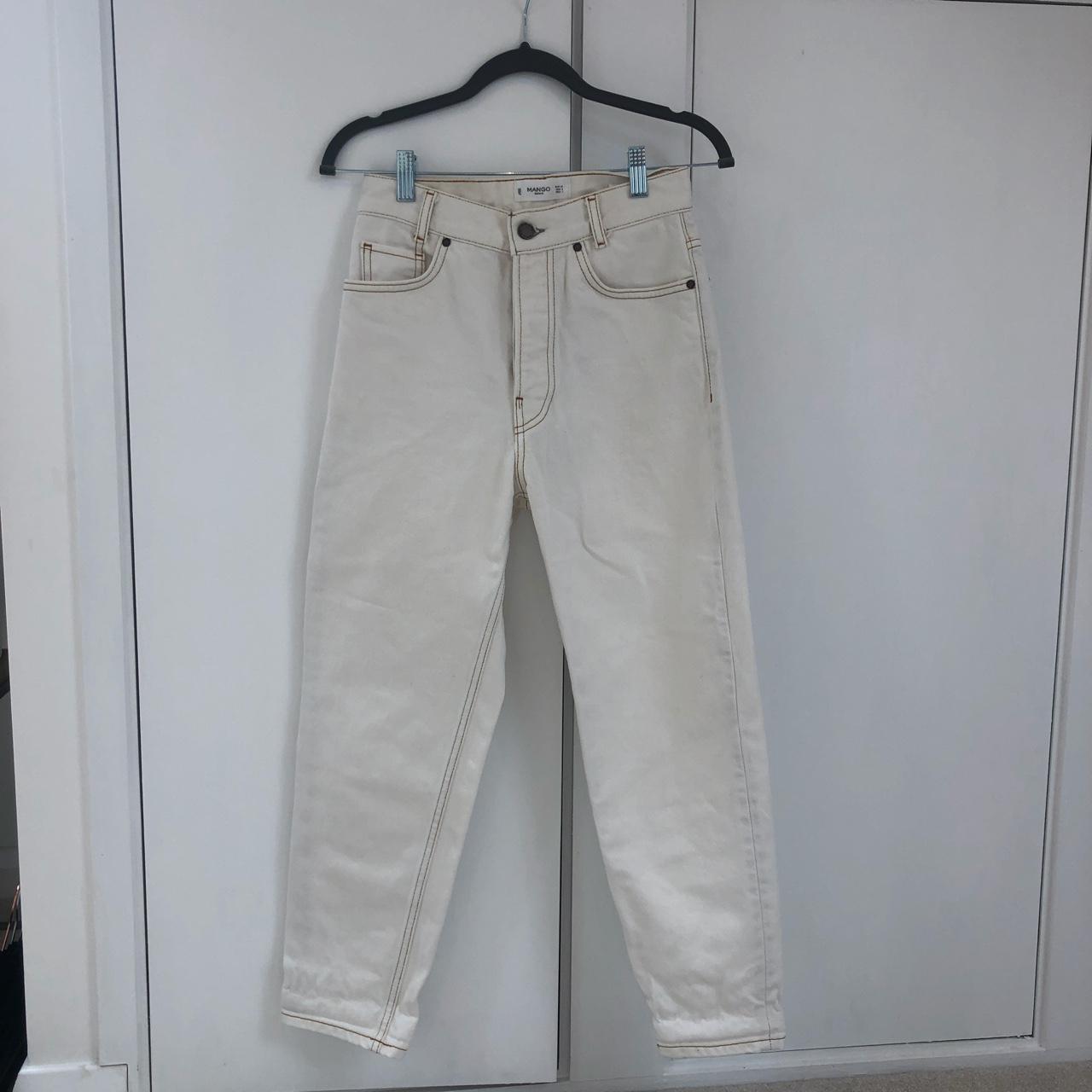 Mango mom jean with contrast stitching in ecru,