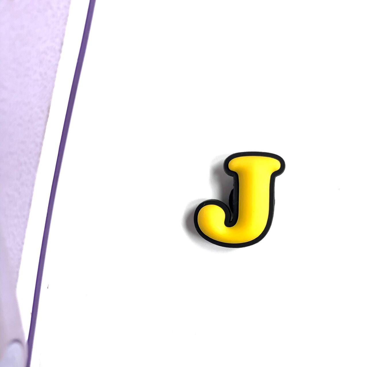 crocs jibbitz letter j