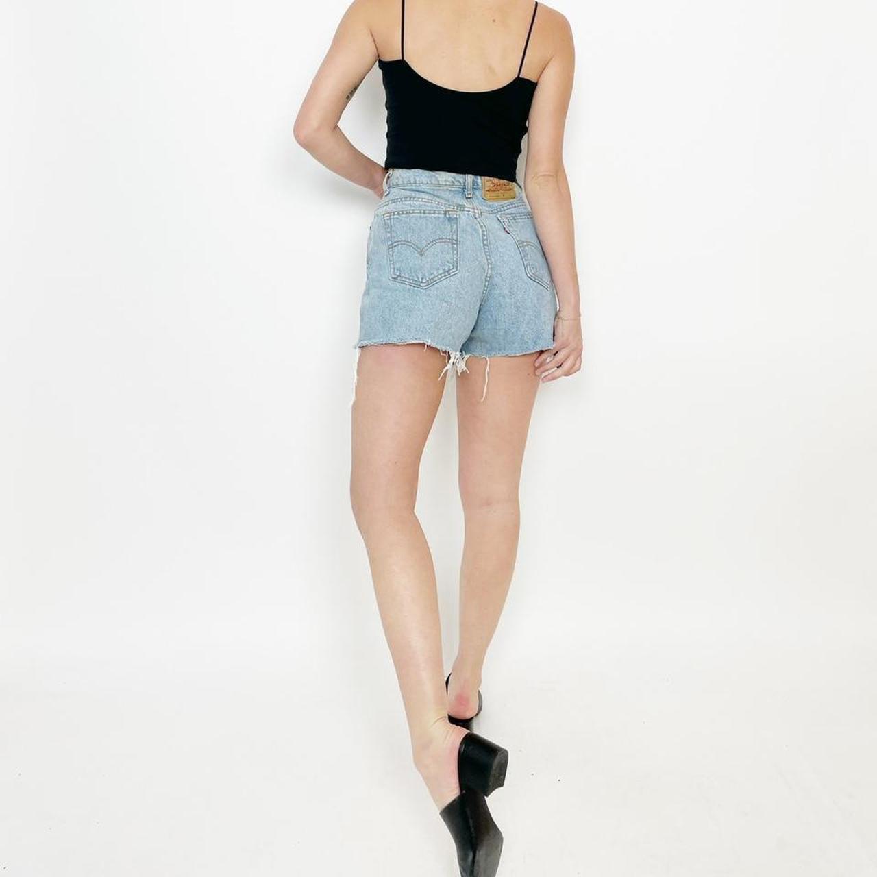 vintage high rise levi shorts