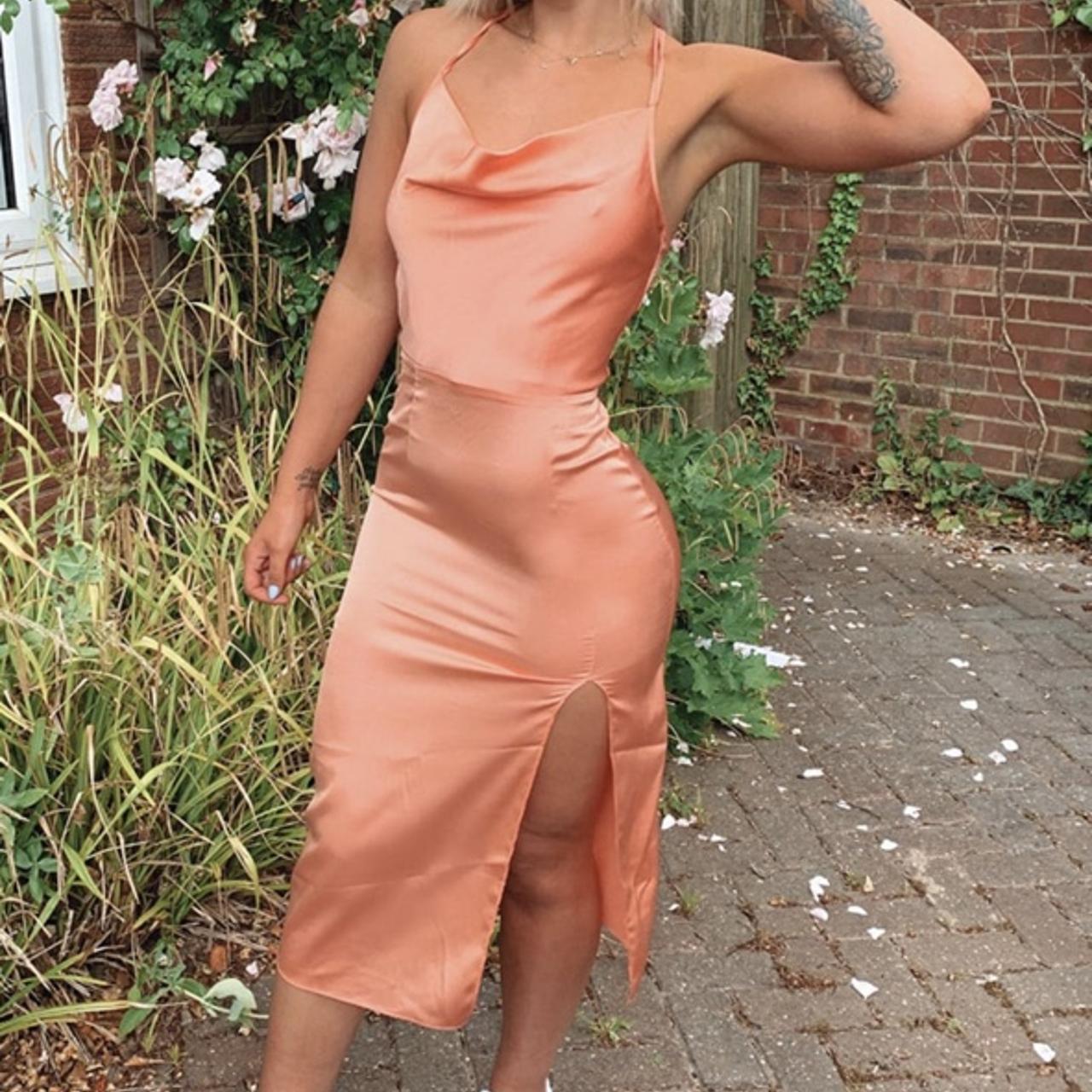 Peach satin dress 🧡 meg g dress xxx Size small 6-8... - Depop