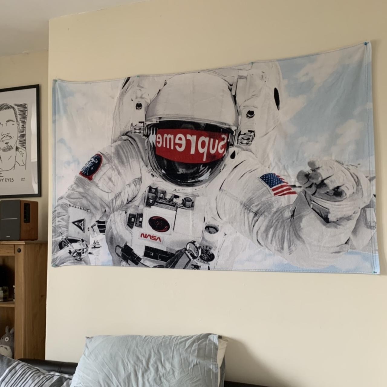 supreme astronaut towel