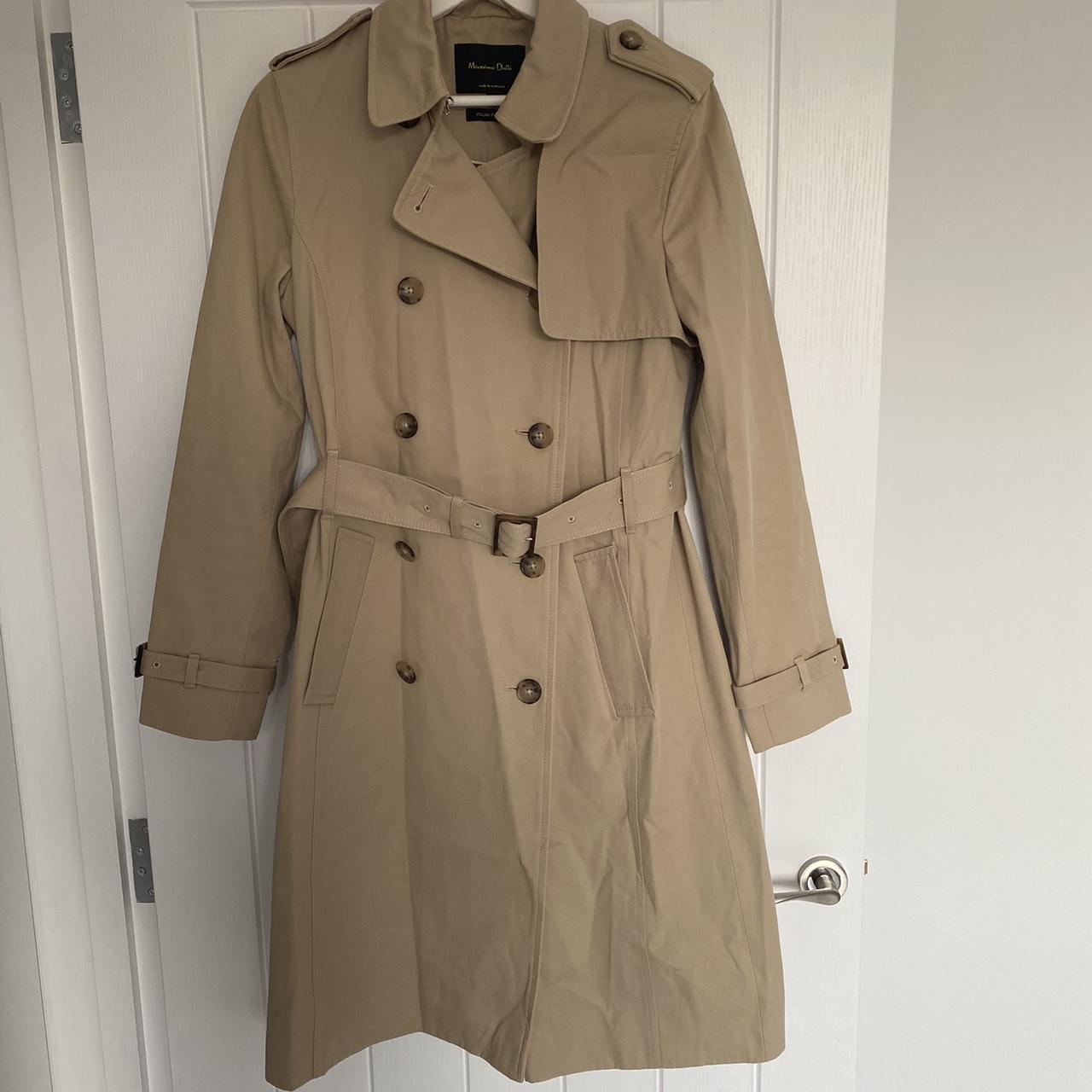 Massimo Dutti French coat, great condition only worn... - Depop