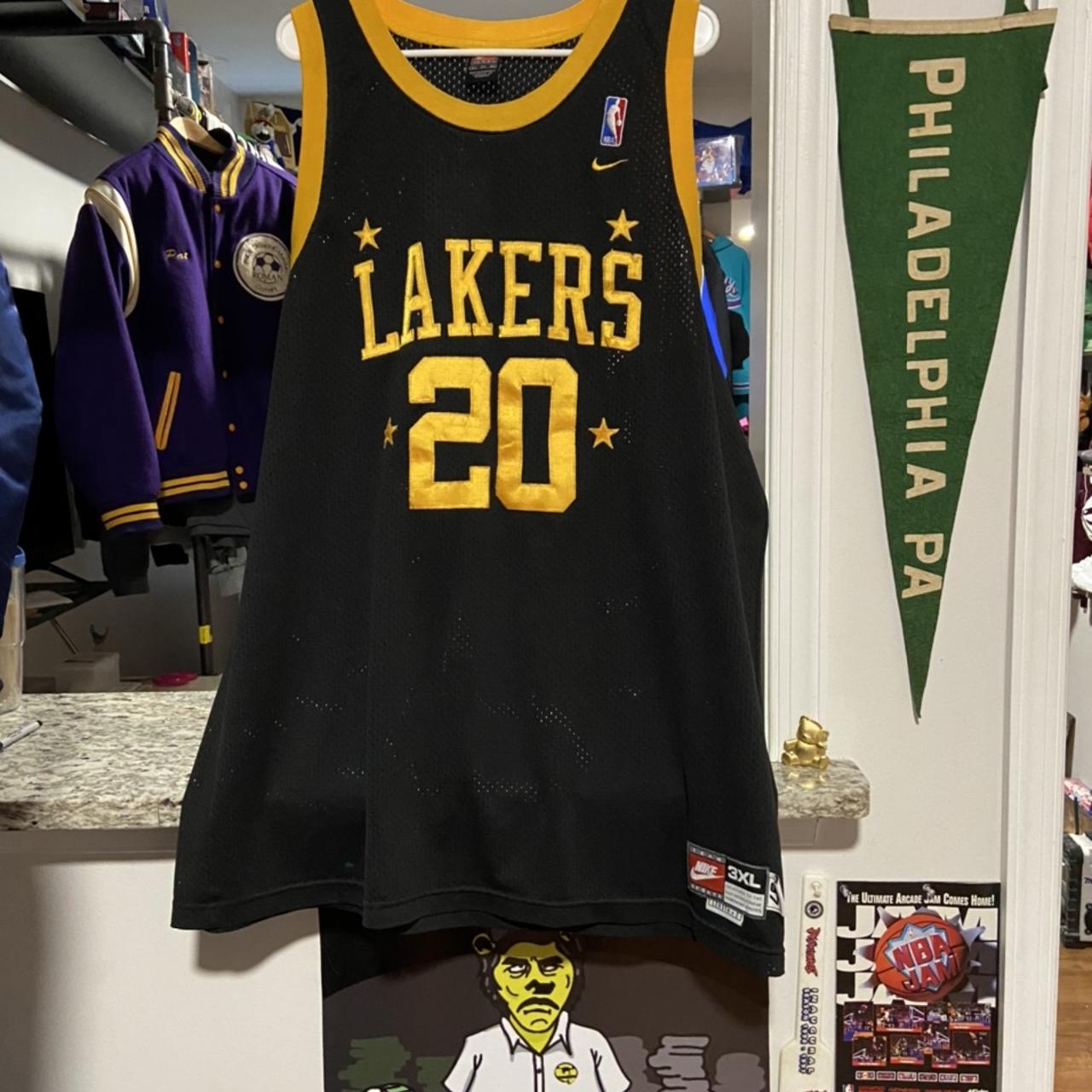 Los Ángeles Lakers vintage Gary Payton black jersey - Depop