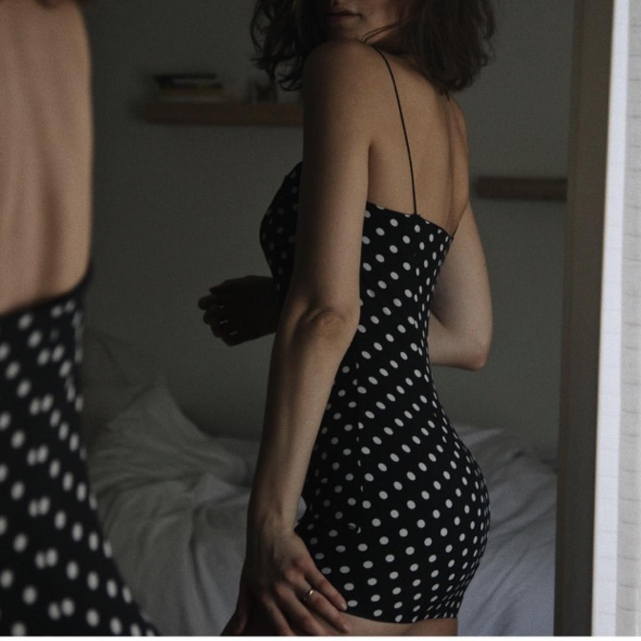 black-and-white-polka-dot-dress-slight-stretching-depop