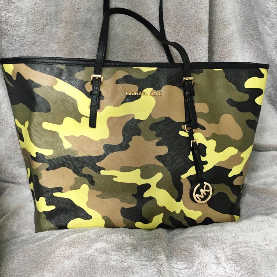 Camouflage michael kors tote sale