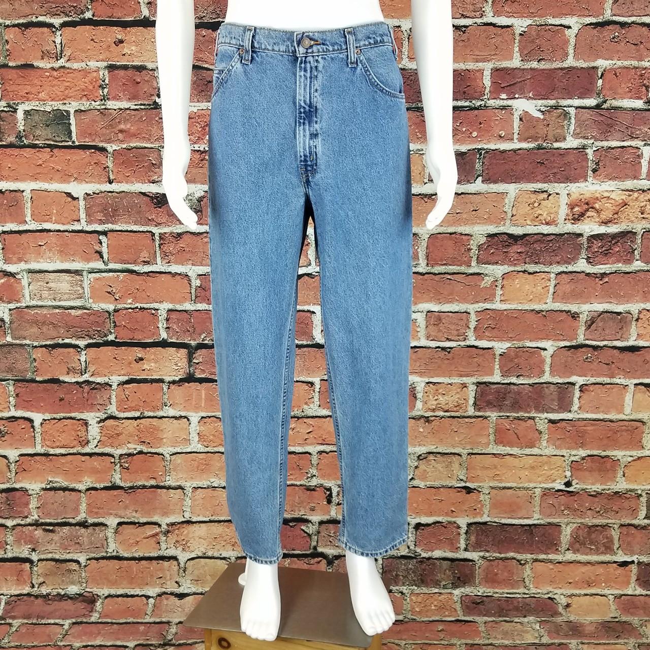 Brand: Levis 550 'Relaxed fit Tapered Leg' (Vintage...