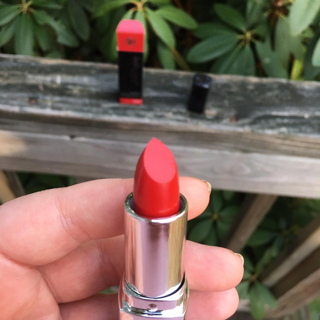 Brand new, never used it swatched Bellápierre... Depop