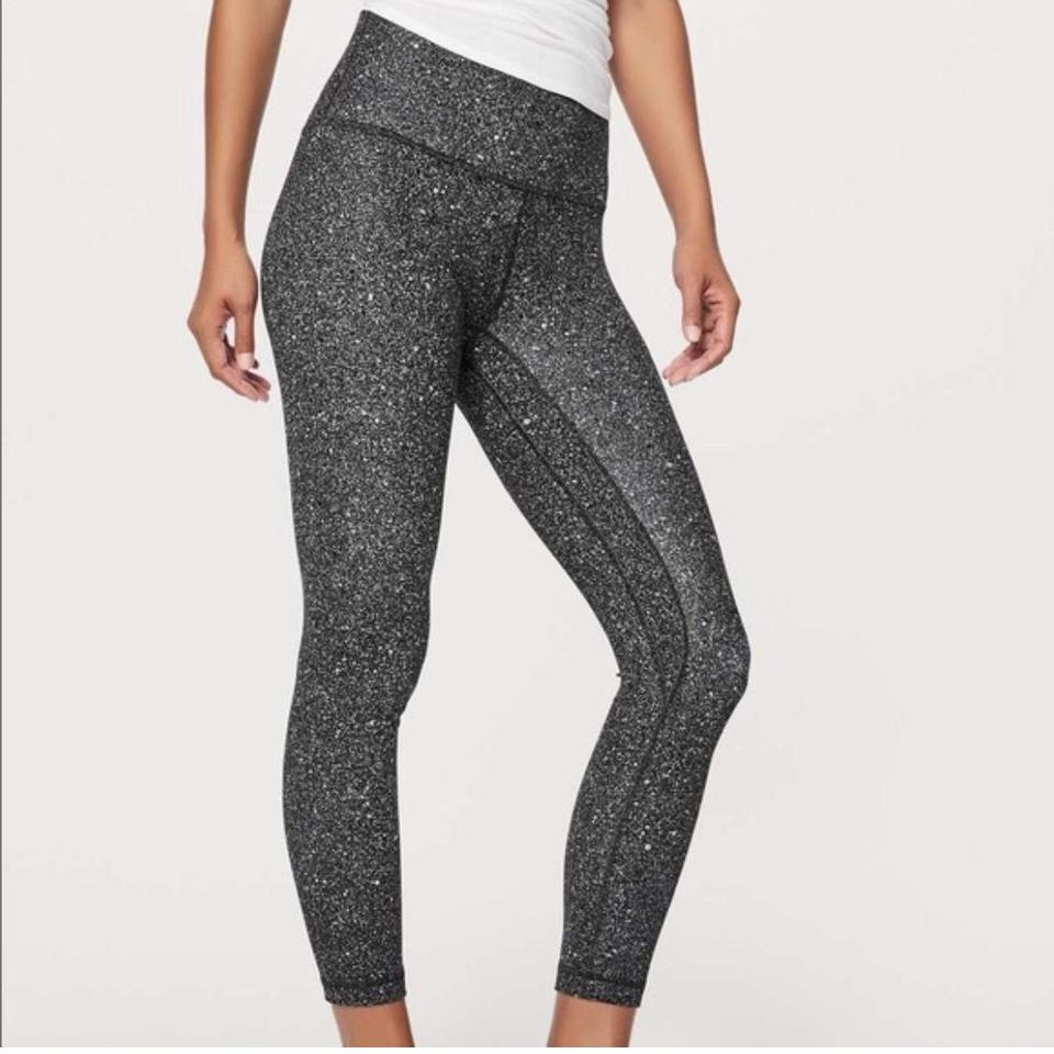 lululemon leggings with white dots