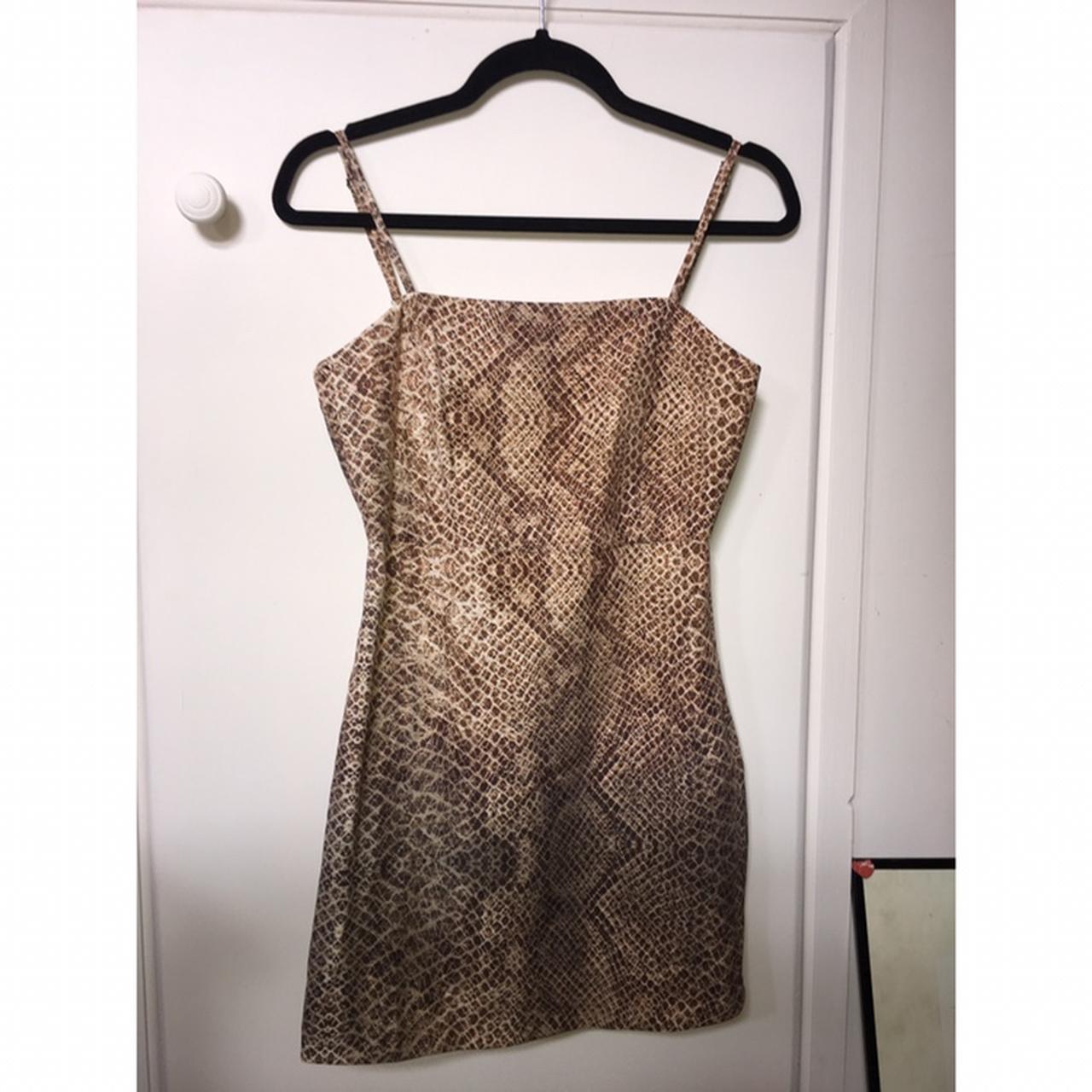 Pull and bear 2025 snake print dress