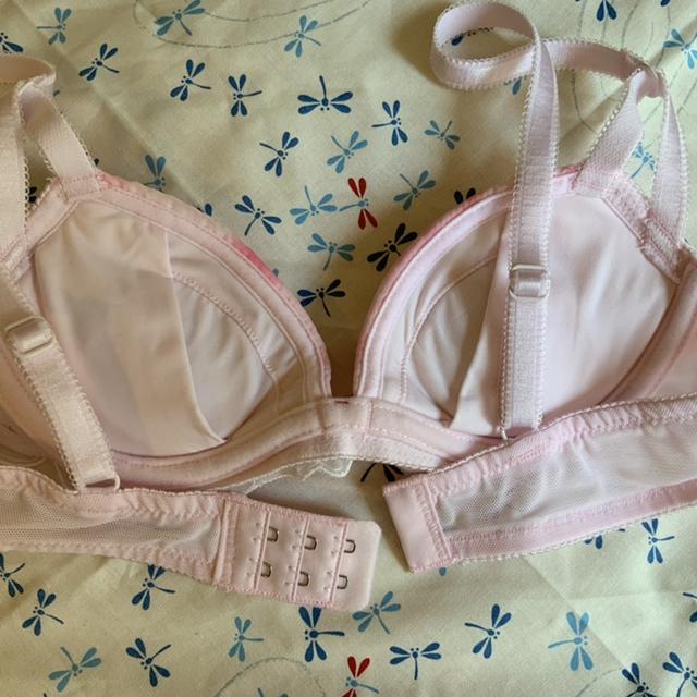 ❣️❣️BRA SIZE IN JAPANESE❣️❣️ B66 = US 30A!! Band size is - Depop