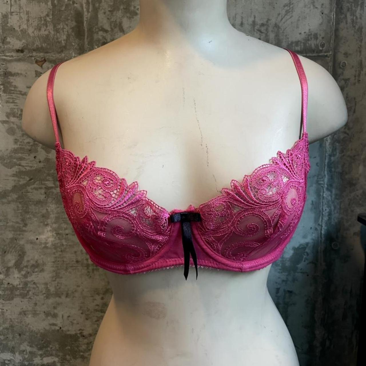 Pink mesh lace bra no flaws size small , Perfect for