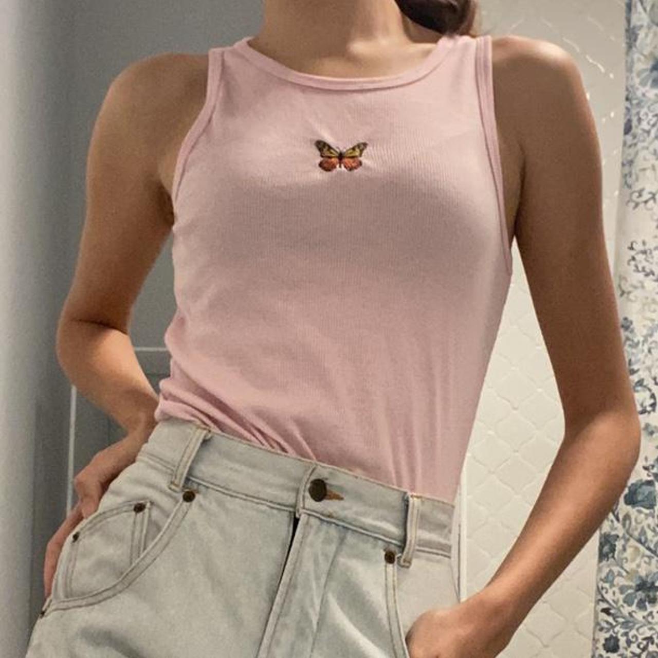 Butterfly baby pink tank top 🦋 size small.... Depop