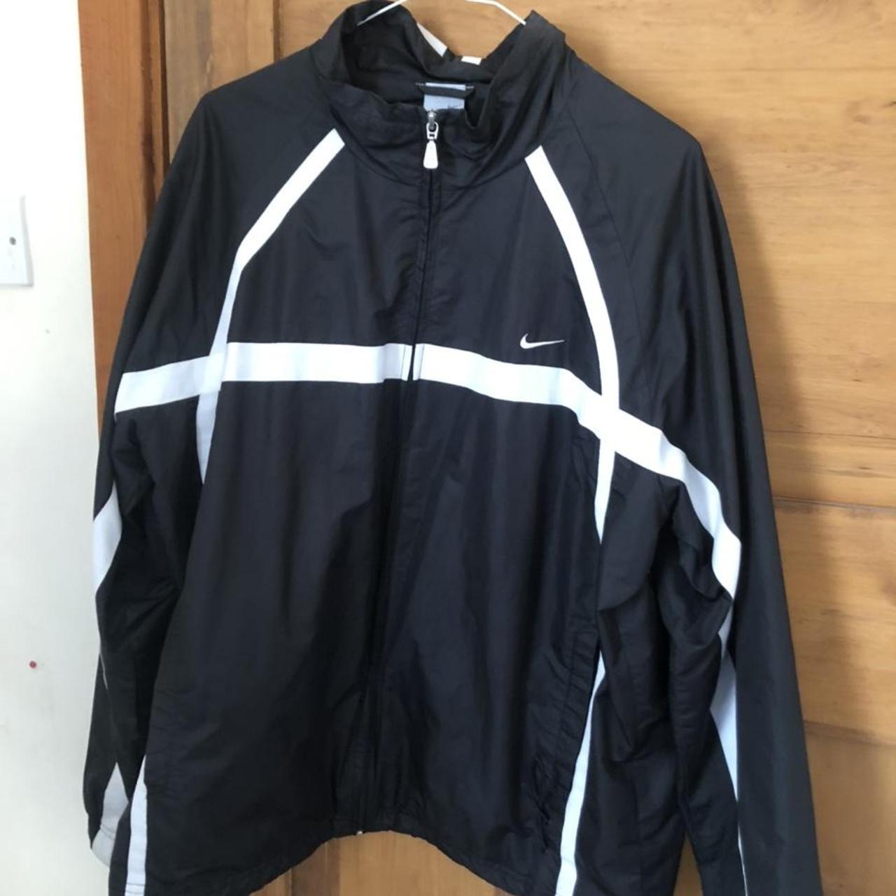 Nike vintage woven windbreaker jacket Size Large... - Depop