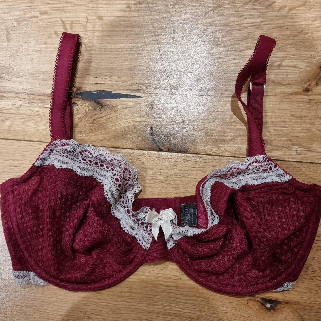 Women's Laced Wired Bra in the colour Ruby Red... Depop