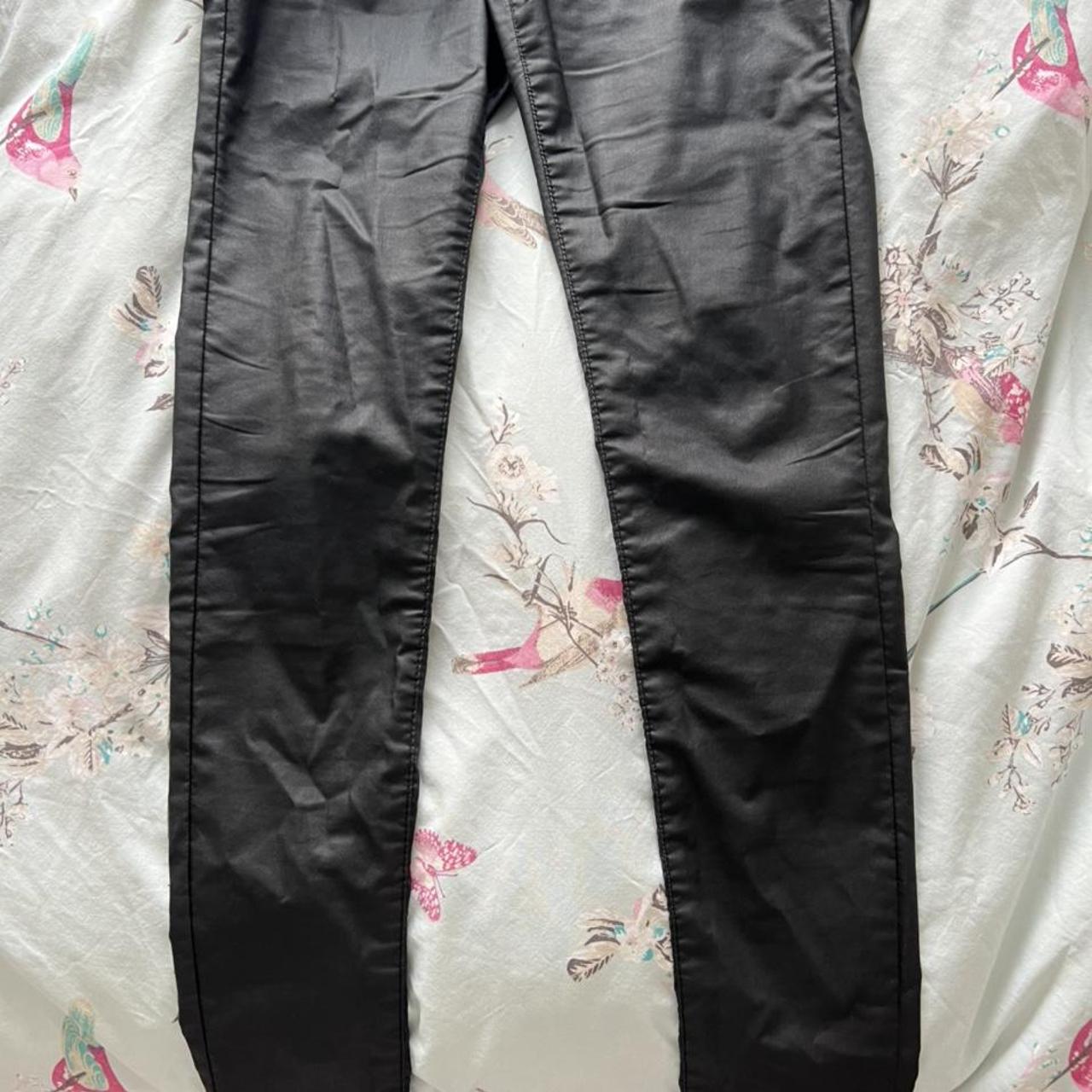 coated Joni jeans W28 L34 Depop