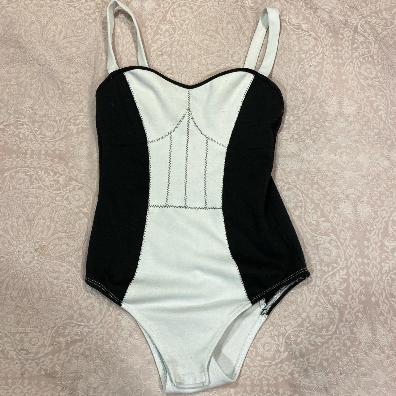 contrast stitch bodysuit Size 10 Depop