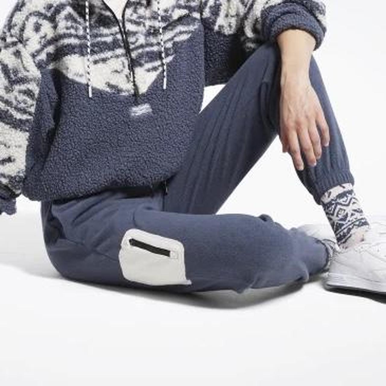 Reebok “Classics winter escape” Sherpa Depop