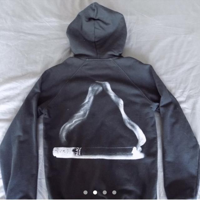 Palace on sale smoke hoodie