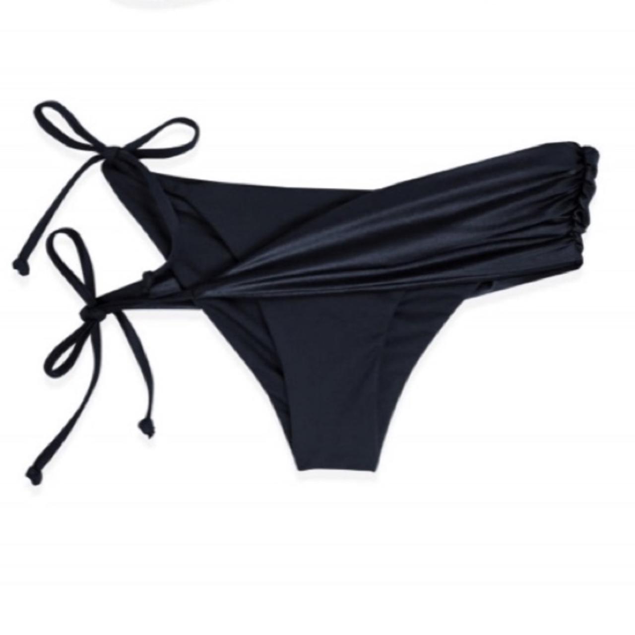 Beach Bunny x Chanel Iman Bikini 2 piece NWT Top... Depop