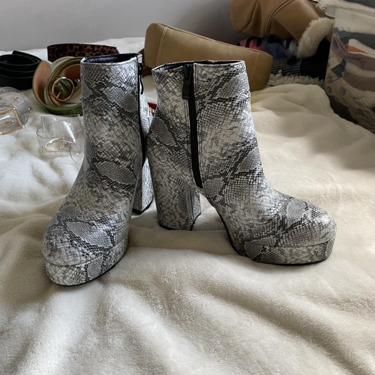 Snakeskin hot sale chunky boots