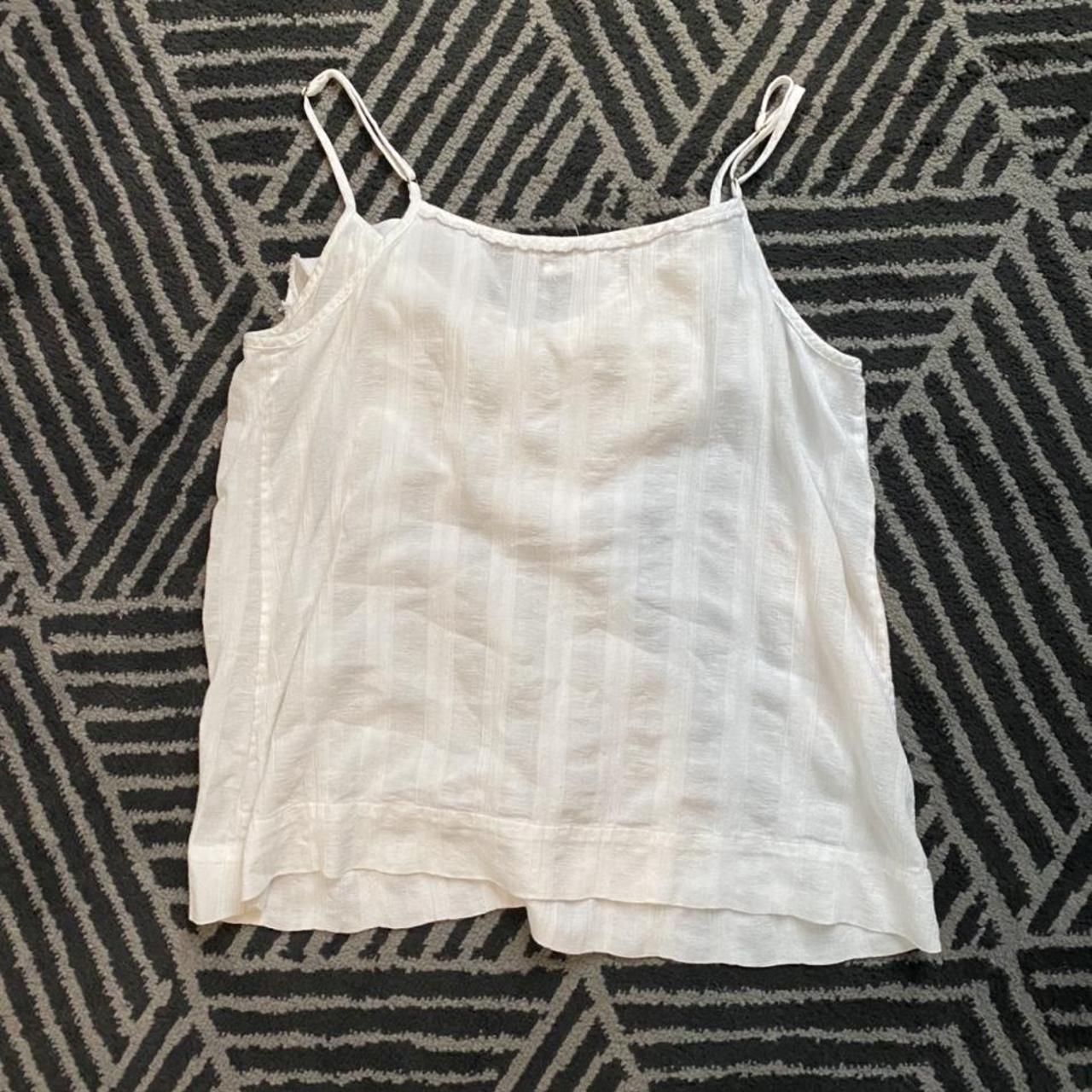 White sheer tank top A great layering piece Size large - Depop