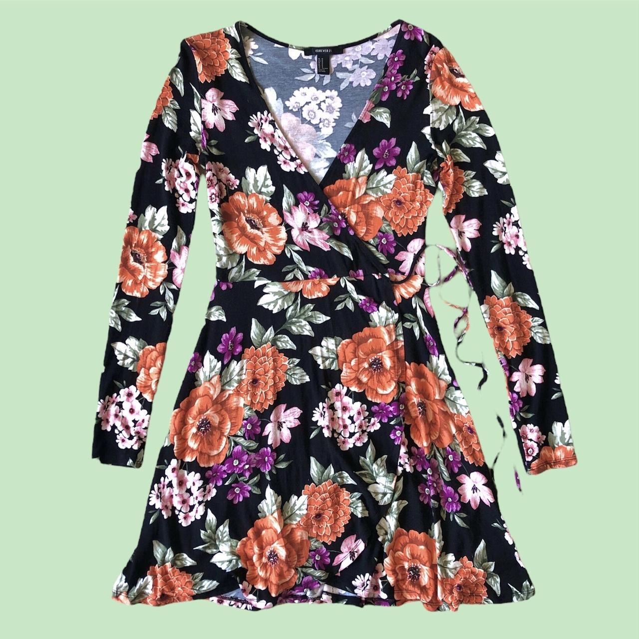 Product Image 1 - Black floral long sleeve wrap