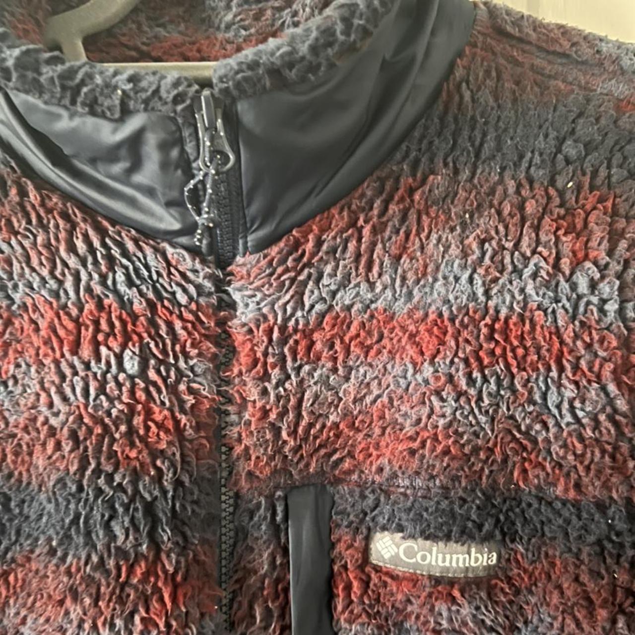 Columbia Fleece Jacket Warm, cosy fleece. Large Depop