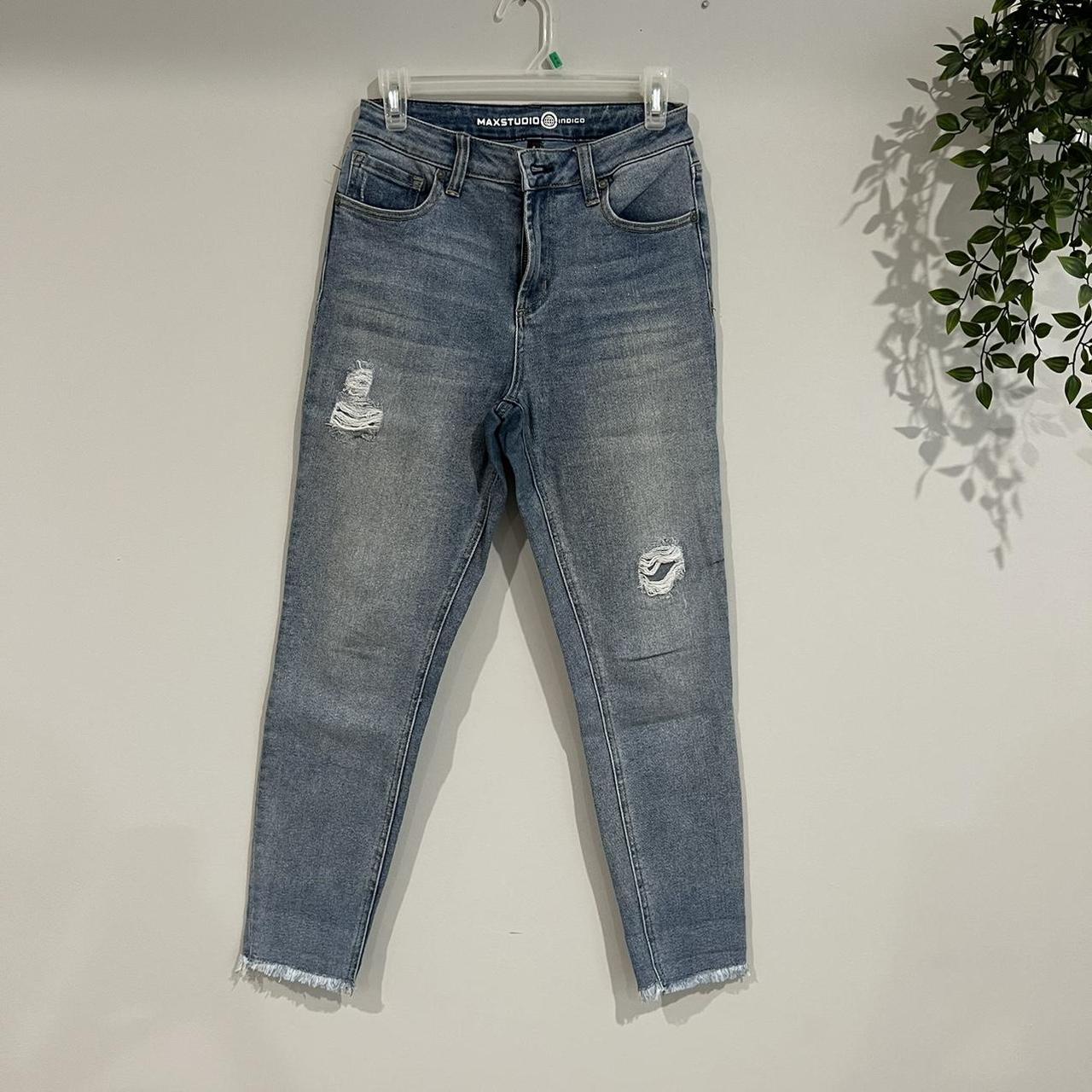 Boyfriend jeans #boyfriendjeans #jeans - Depop