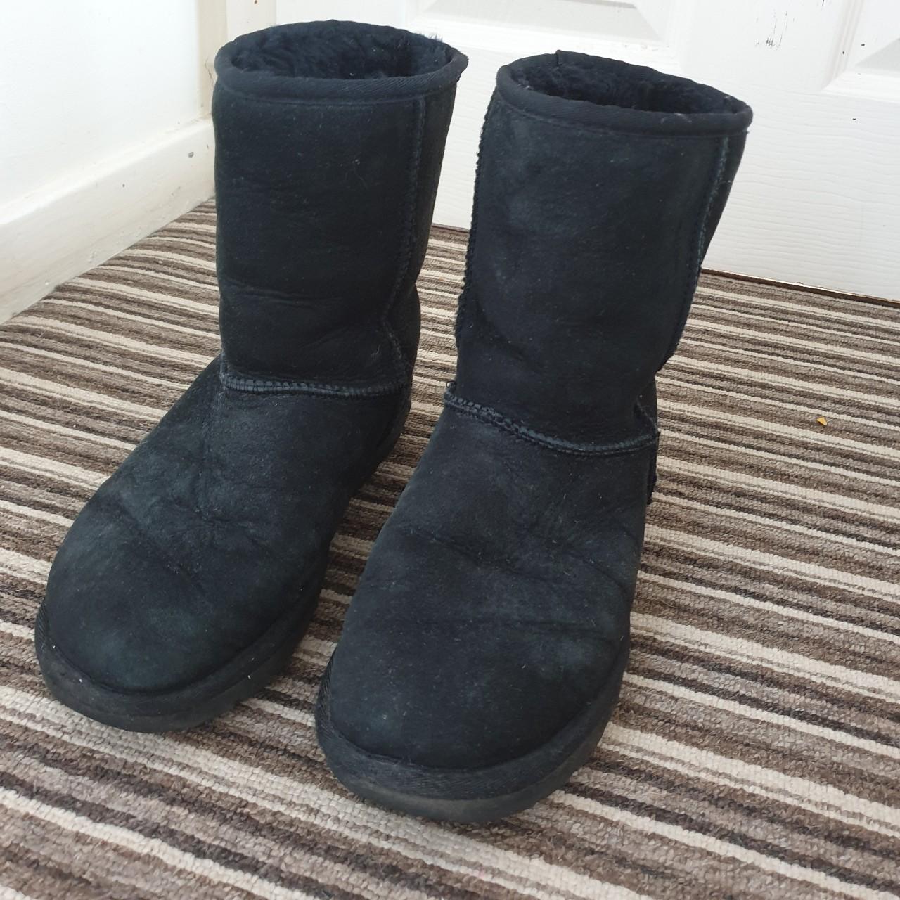 Authentic Ugg boots / Size 5 / Great condition /... - Depop