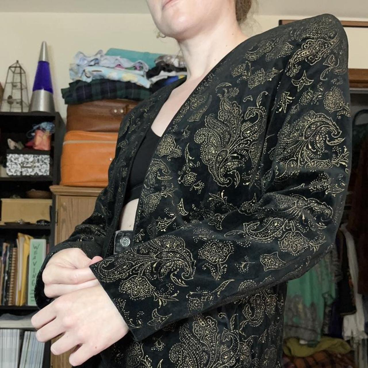 Vintage 80s avant-garde black and gold blazer - look...