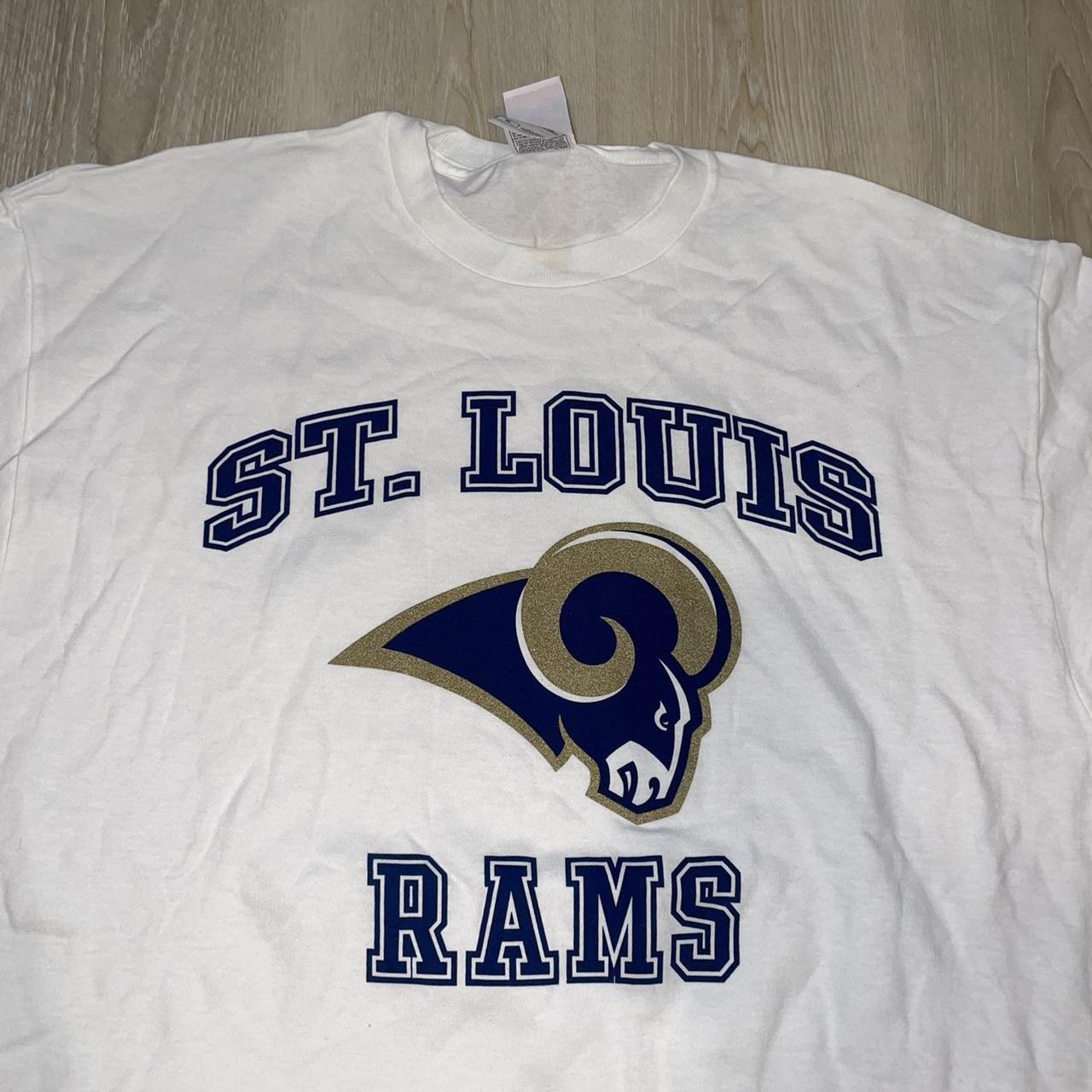 Vtg 90s Logo Athletic St.Louis Rams graphic tee Size - Depop