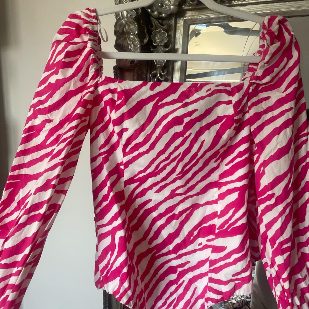 Zara pink and white zebra print bodysuit💖 size... Depop