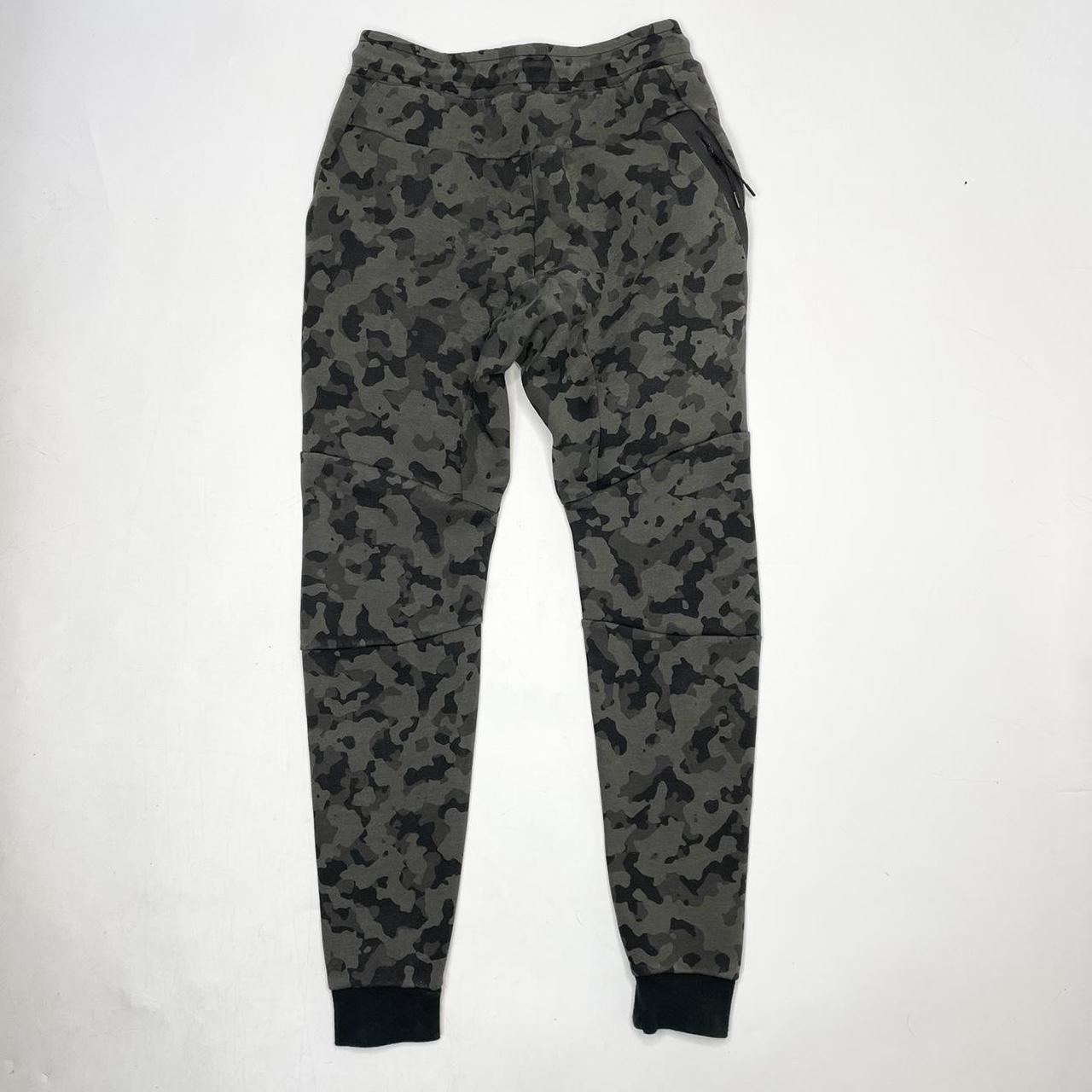 tech fleece tracksuit bottoms