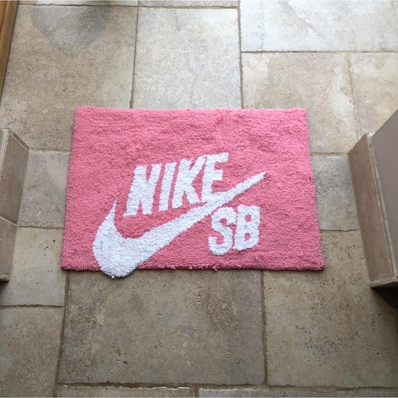 nike sb floor mat