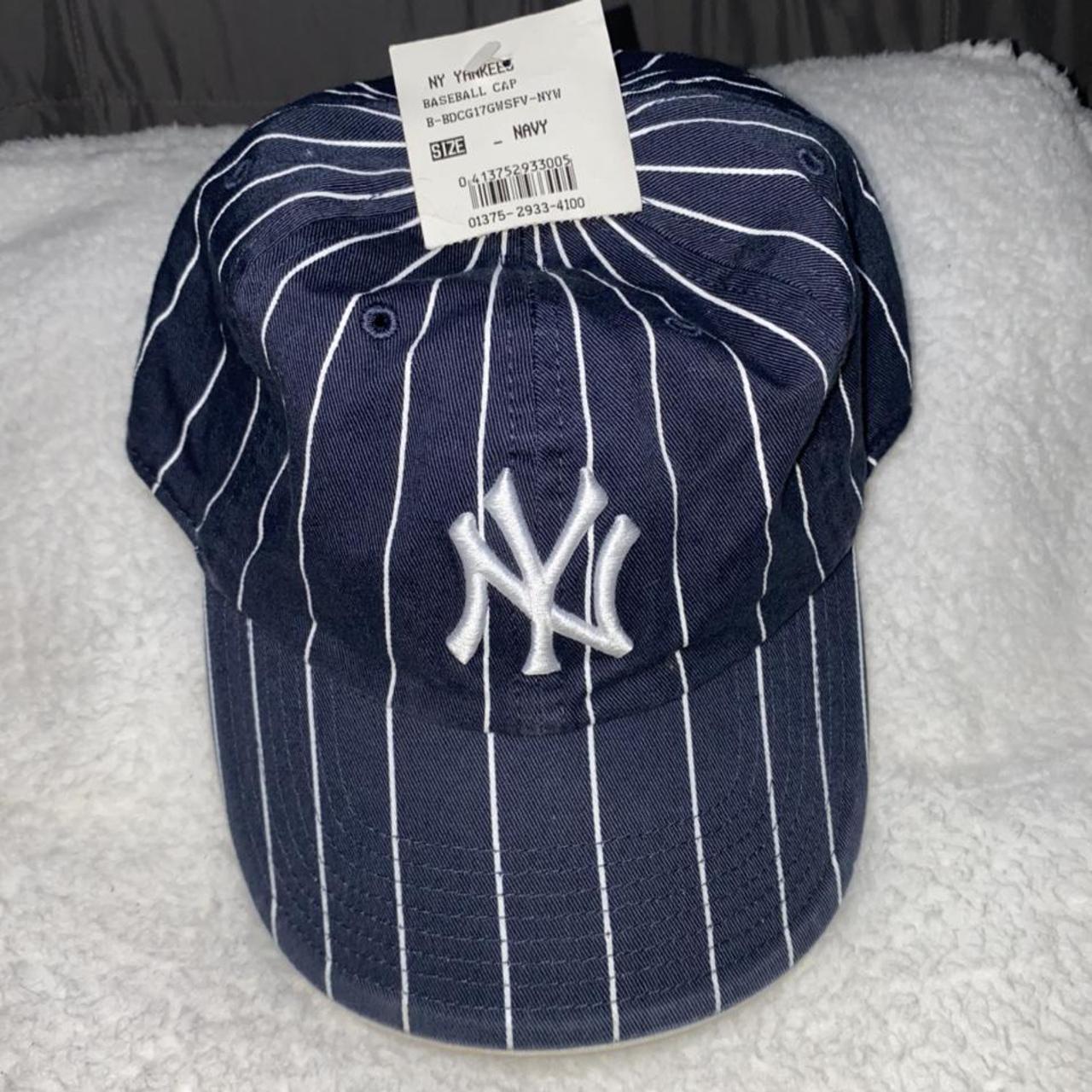 1990s Nike Gray Tag New York Yankees MLB Baseball T - Depop