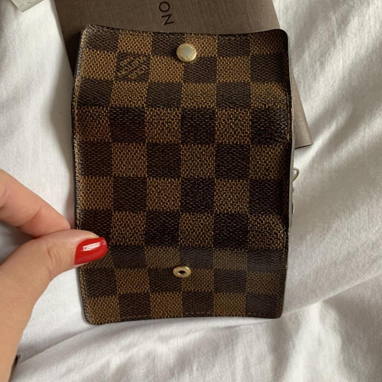 Louis Vuitton key pouch Slight wear as shown Great - Depop