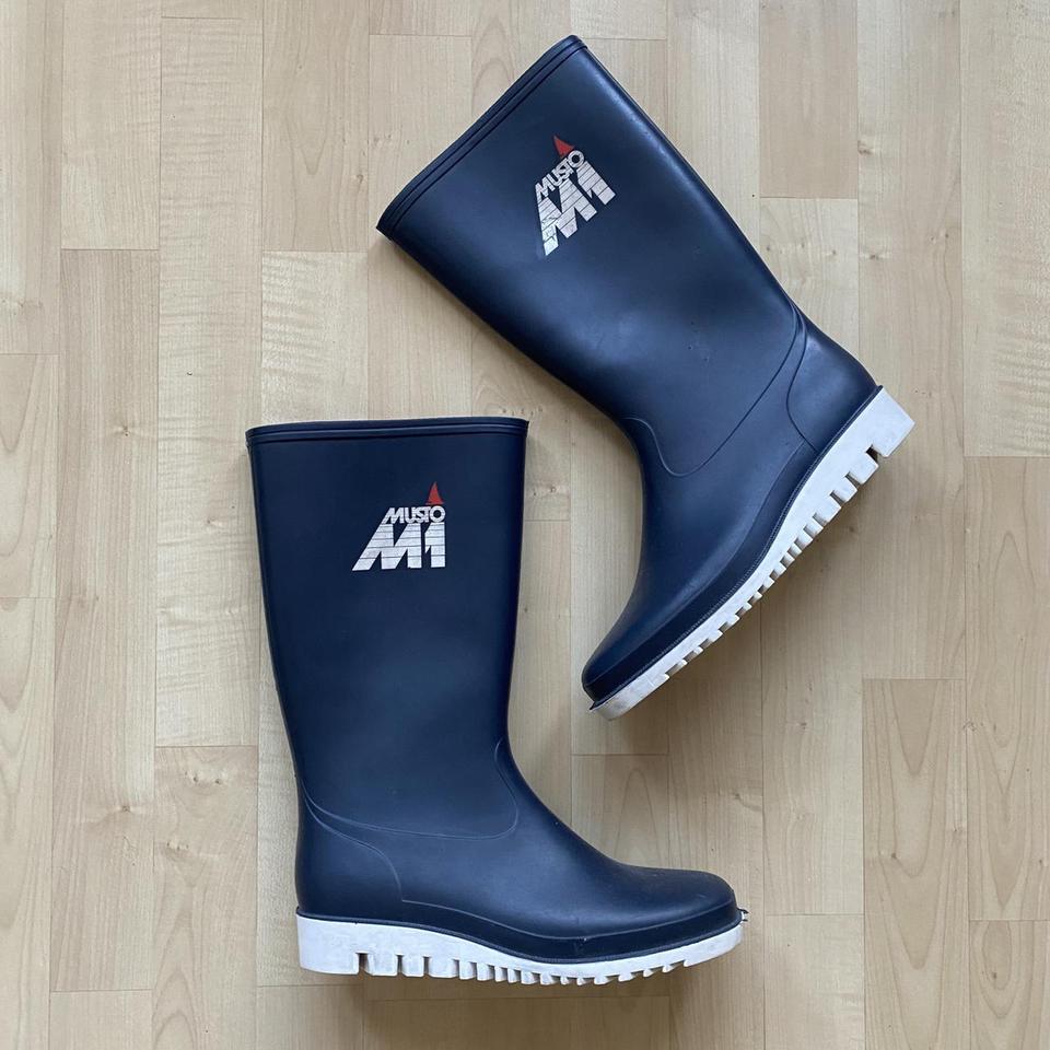 Musto M1 Wellies. Waterproof classic Wellington Depop