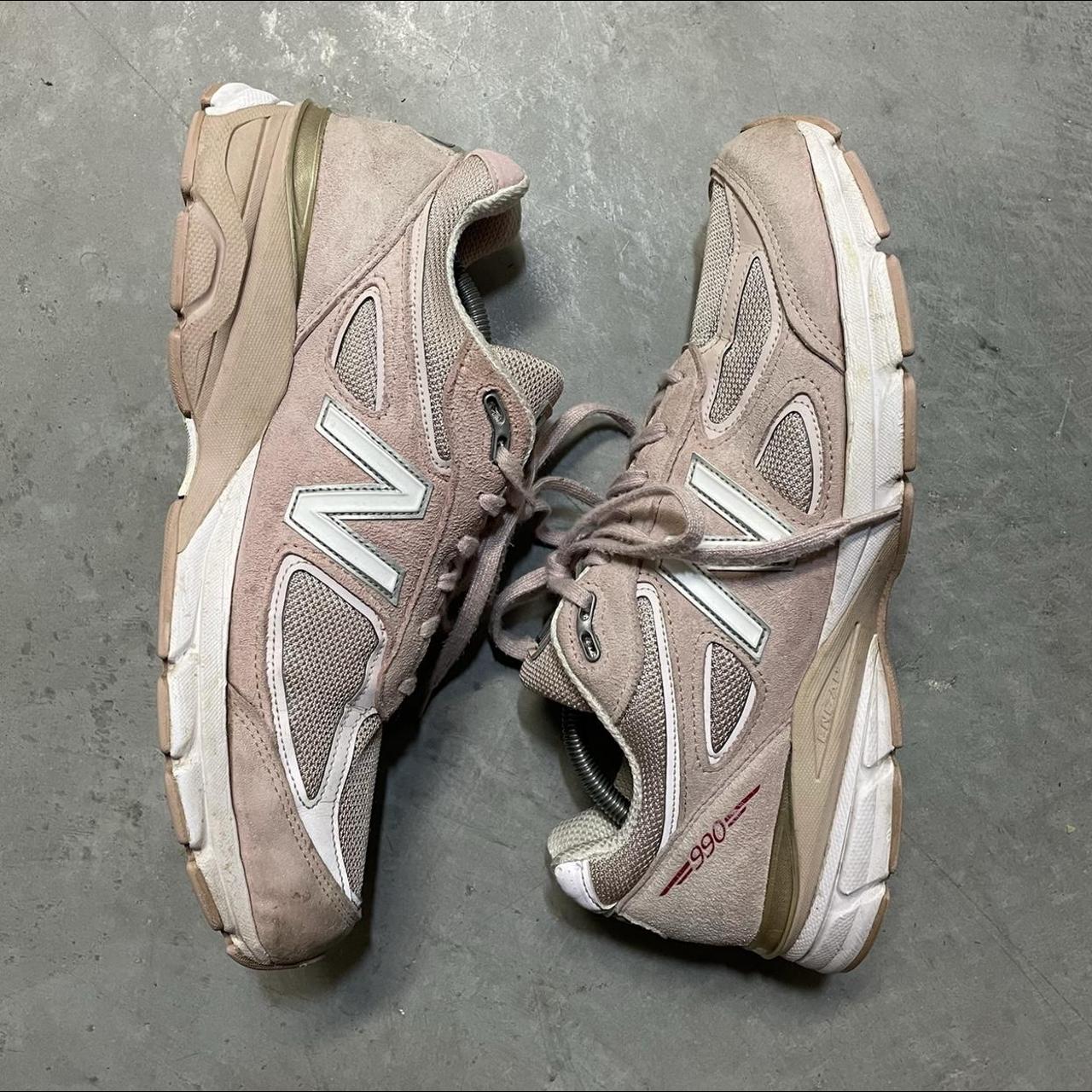 new balance 990 v4 pink ribbon