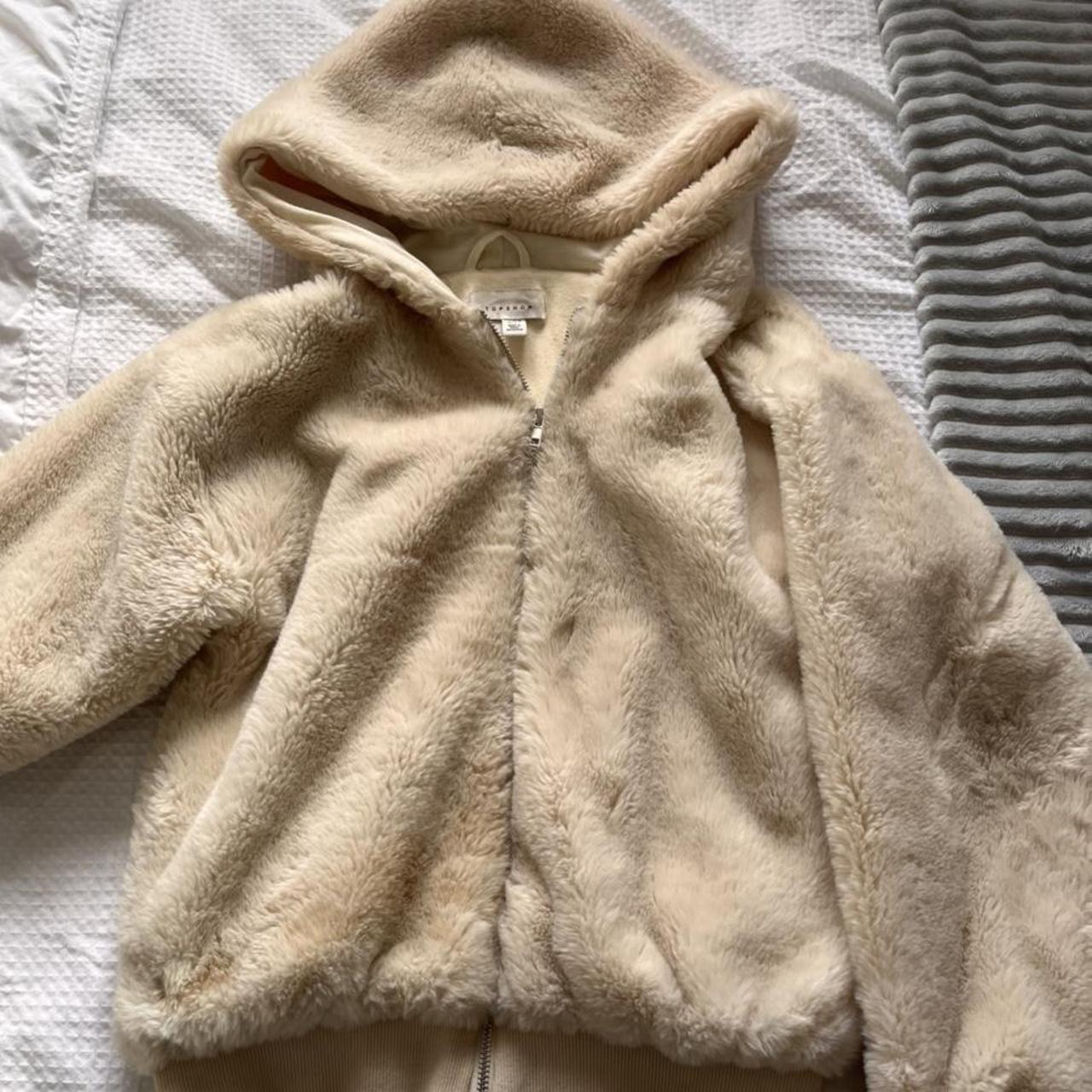 Women's Cream Coat Depop